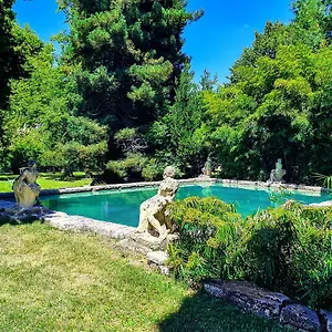 4* Otel Chateau De Roussan